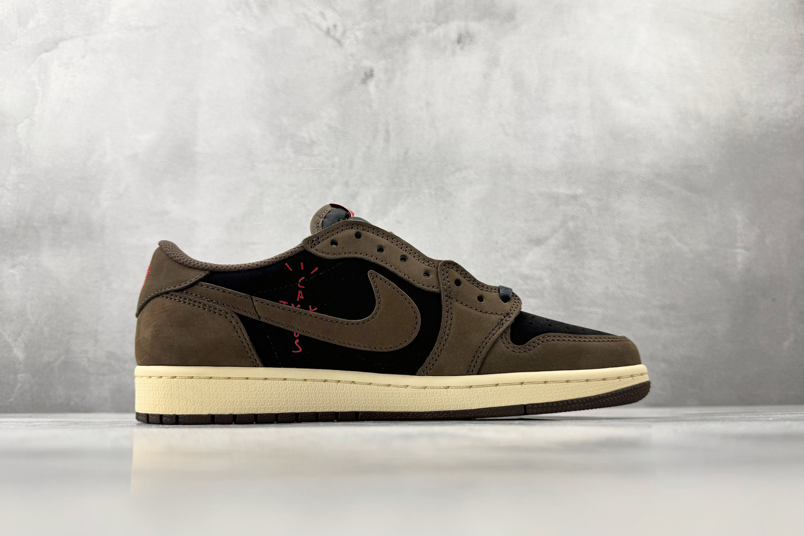 DG2.0 纯原品质   Travis Scott x Jordan Air Jordan 1 Low 