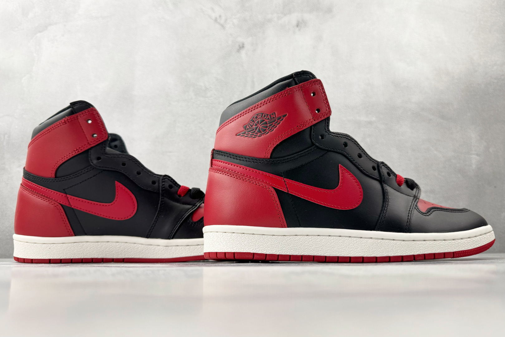 纯原品质 Jordan Air Jordan 1 Retro Bred Banned 禁穿 黑红 555088-001-Top High Quatity Cheap Sneakers Fashion Clothing Clothes Bags handbags Shoes of all Brand wholesale With The best Quality And Beautiful Price from China Factory Chinese suppliers wholesaler seller 纯原品质 Jordan Air Jordan 1 Retro Bred Banned 禁穿 黑红 555088-001