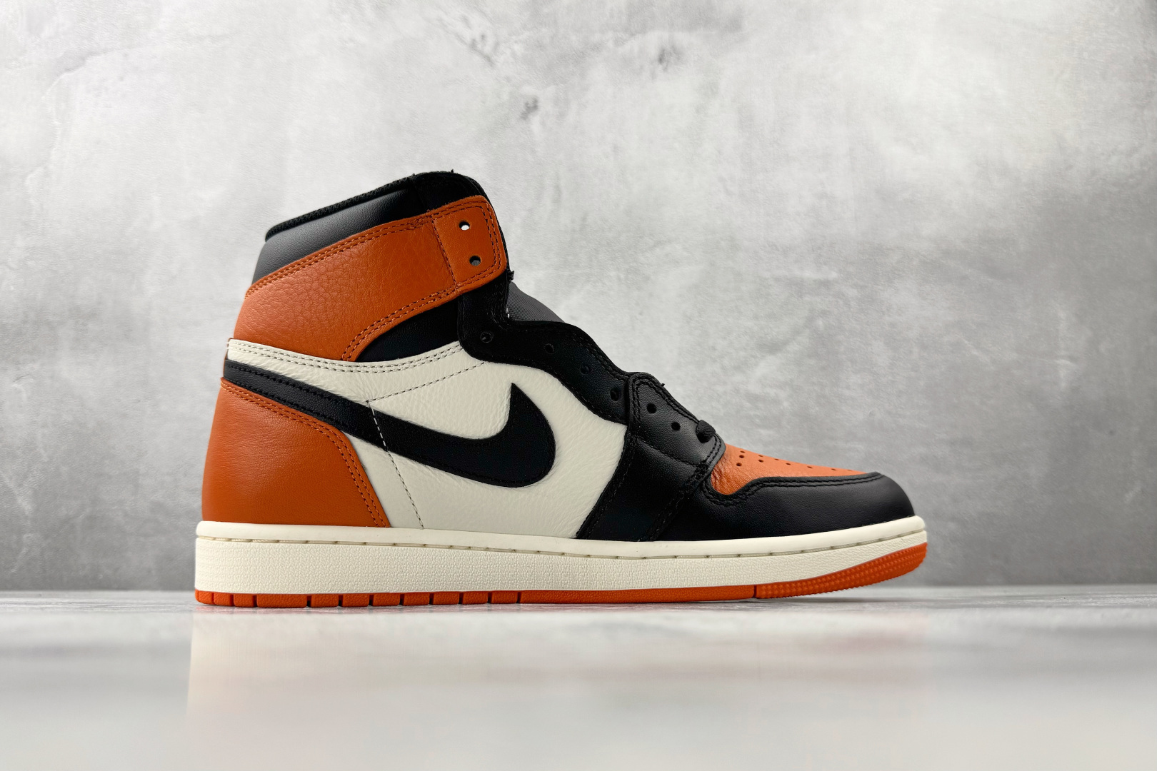 纯原品质 Jordan Air Jordan 1 Shattered Backboard扣碎 白黑橙 DZ5485-008