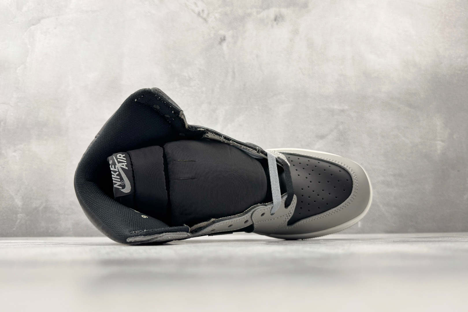 410 纯原品质 Jordan Air Jordan 1 Hi '85 “Reverse Shadow” 灰黑色 HV6674-020