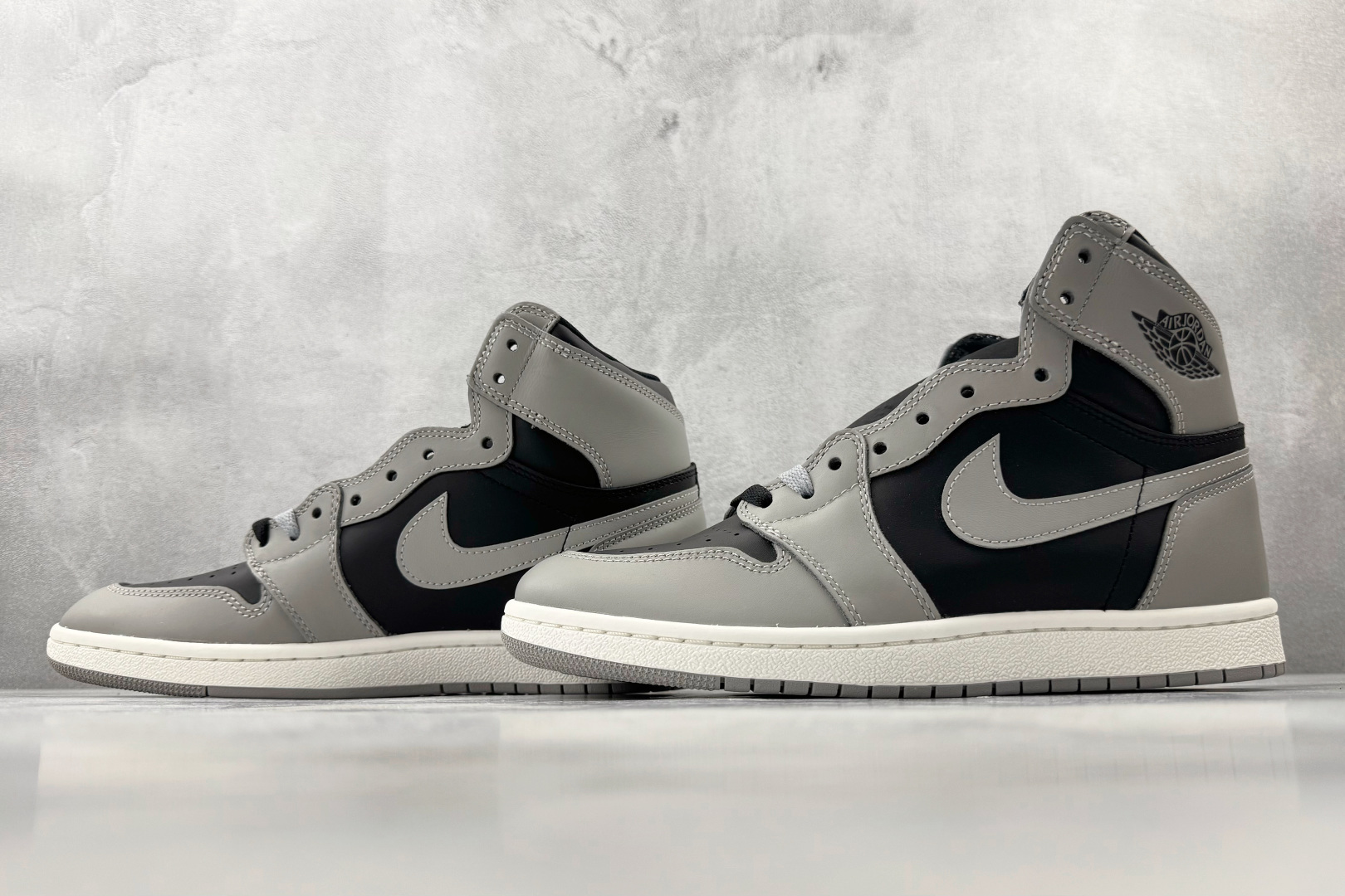 410 纯原品质 Jordan Air Jordan 1 Hi '85 “Reverse Shadow” 灰黑色 HV6674-020
