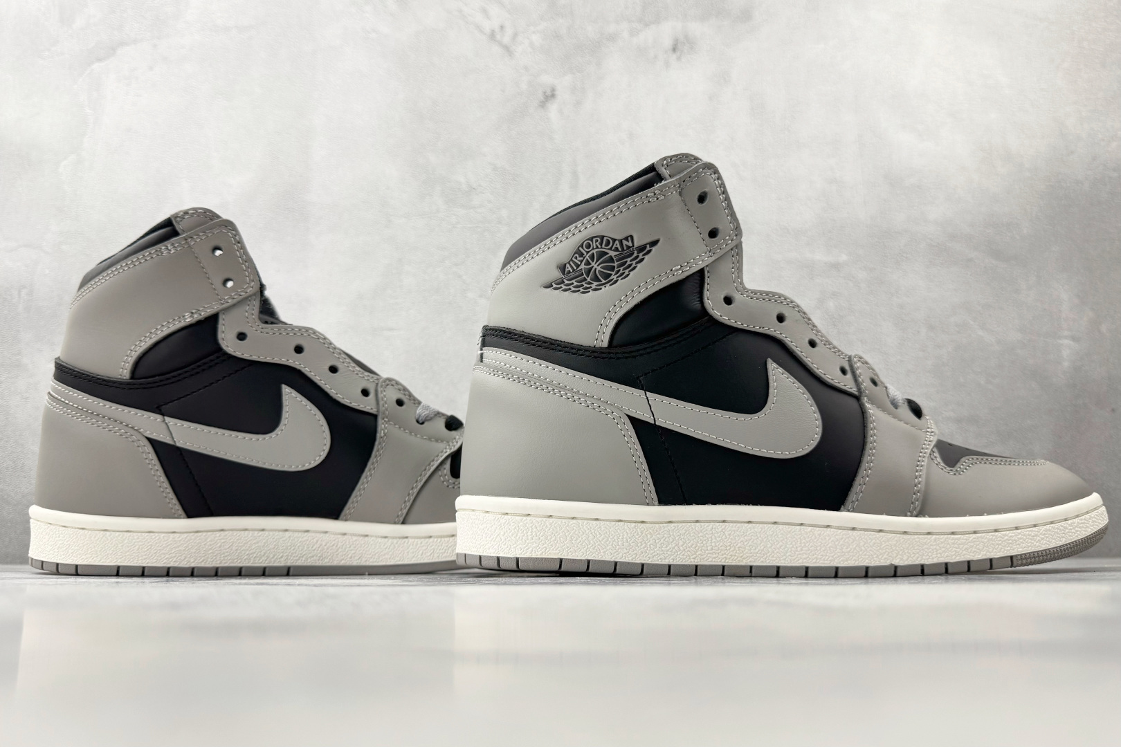 410 纯原品质 Jordan Air Jordan 1 Hi '85 “Reverse Shadow” 灰黑色 HV6674-020