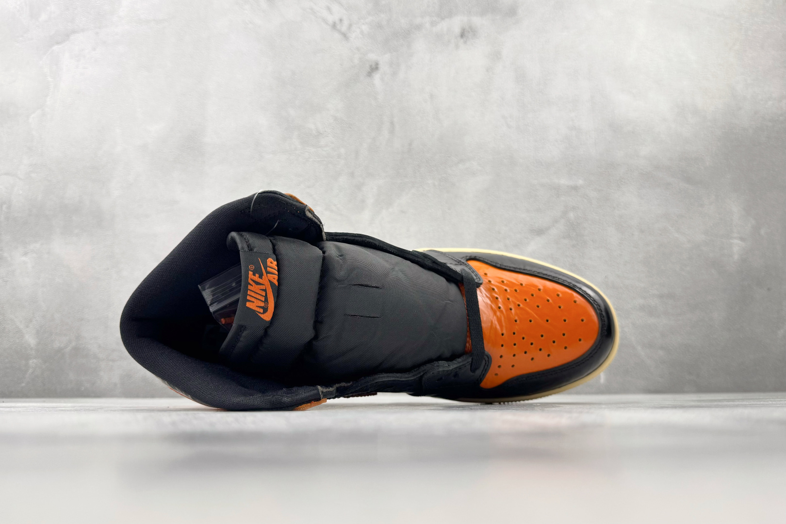 410 纯原品质 Jordan Air Jordan 1 Retro High 猪油扣碎 555088-028