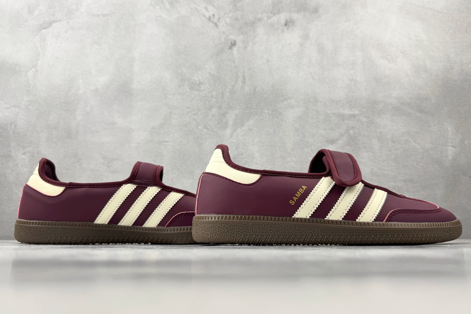 160 出口订单 adidas originals Samba Jane 酒红色 IH6561-Chinese UA Cheap High Quatity Brand Clothes Bags handbags Sneakers wholesale wholesaler seller from China Factory suppliers Fashion Clothing Shoes best Quality Beautiful Price 160 出口订单 adidas originals Samba Jane 酒红色 IH6561
