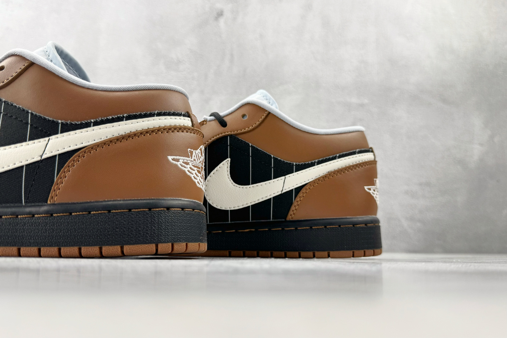 综合版 Jordan Air Jordan 1 SE ”Light British Tan” 深棕 IR7560-010-Top High Quatity Cheap Sneakers Fashion Clothing Clothes Bags handbags Shoes of all Brand wholesale With The best Quality And Beautiful Price from China Factory Chinese suppliers wholesaler seller 综合版 Jordan Air Jordan 1 SE ”Light British Tan” 深棕 IR7560-010
