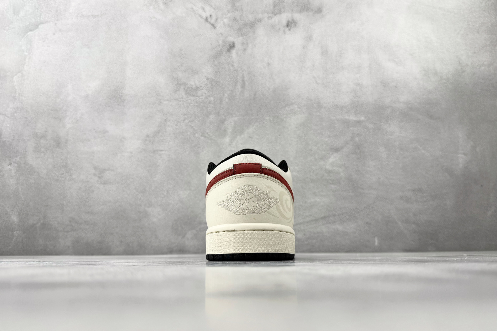 综合版 定制球鞋 Jordan Air Jordan 1 墨印朱鞍 米红 553558-081-Top High Quatity Cheap Sneakers Fashion Clothing Clothes Bags handbags Shoes of all Brand wholesale With The best Quality And Beautiful Price from China Factory Chinese suppliers wholesaler seller 综合版 定制球鞋 Jordan Air Jordan 1 墨印朱鞍 米红 553558-081