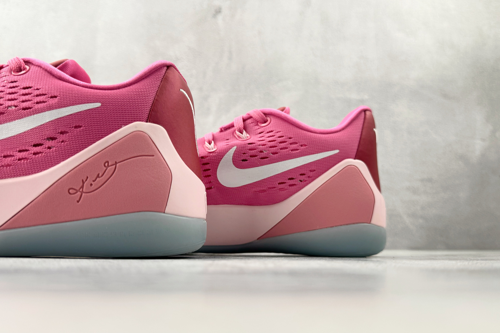 顶级纯原 完美复刻 Nike Kobe 9 Low EM Think Pink PE 粉色货号：HQ49