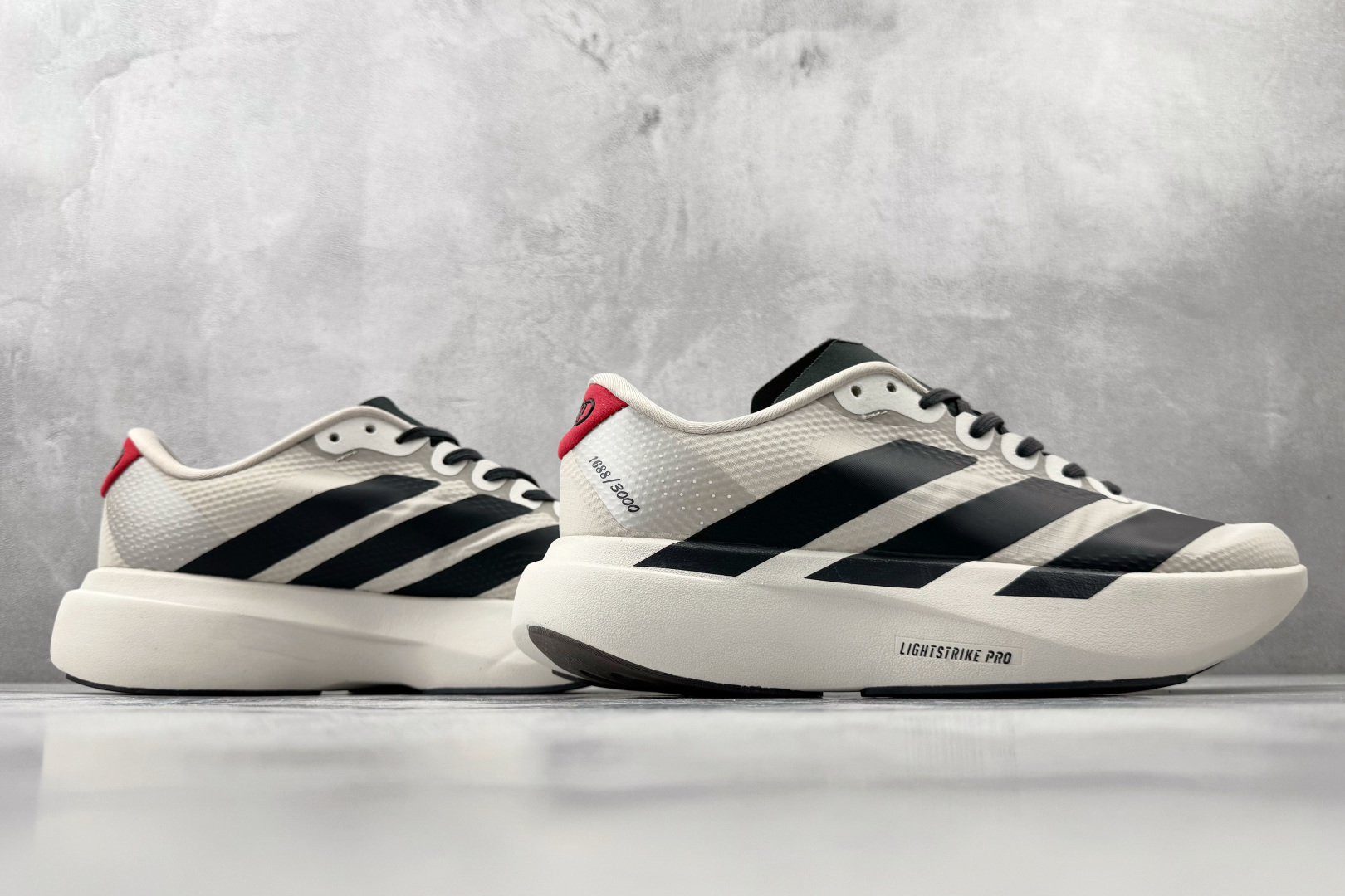 HD 平台订单 adidas × Audi 奥迪 Adizero Evo SL REVOLUT F1 灰