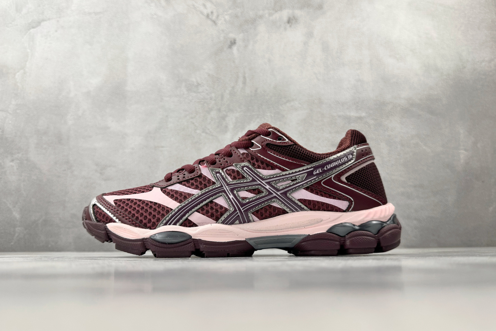 HX ASICS Gel-Cumulus 16 落日红货号：1203A733-600尺码：36 36.5