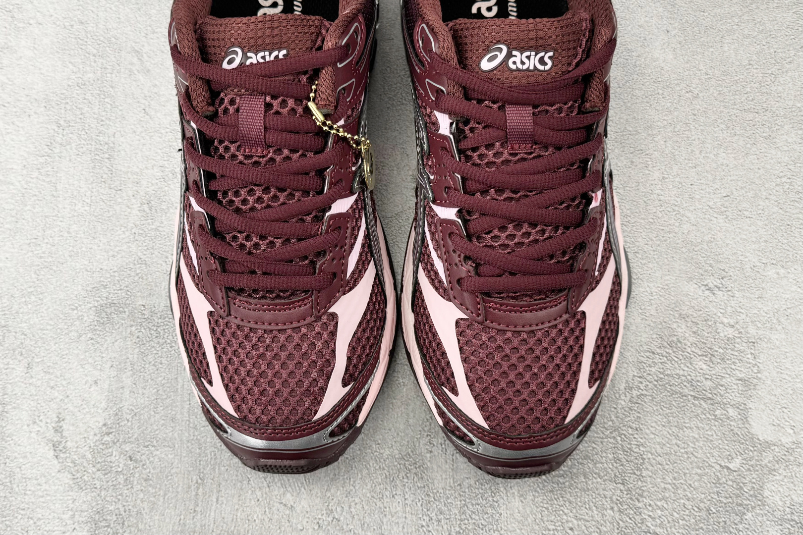 HX ASICS Gel-Cumulus 16 落日红货号：1203A733-600尺码：36 36.5