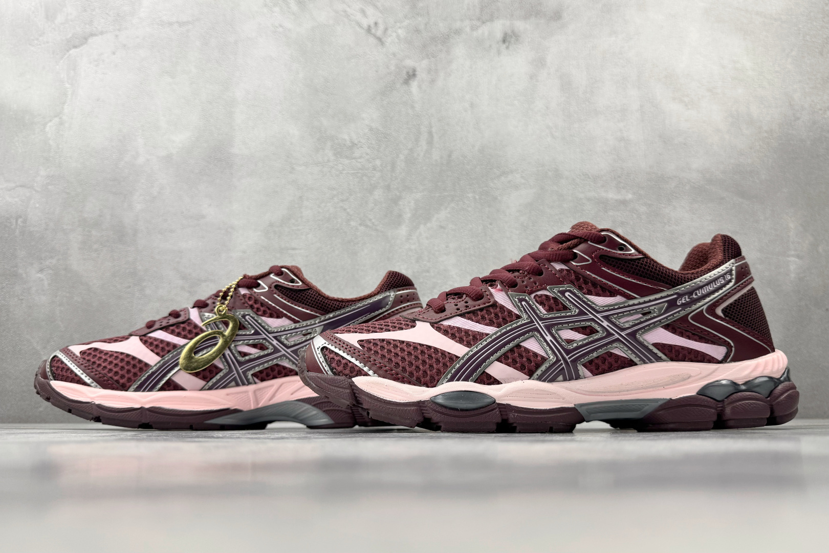 HX ASICS Gel-Cumulus 16 落日红货号：1203A733-600尺码：36 36.5