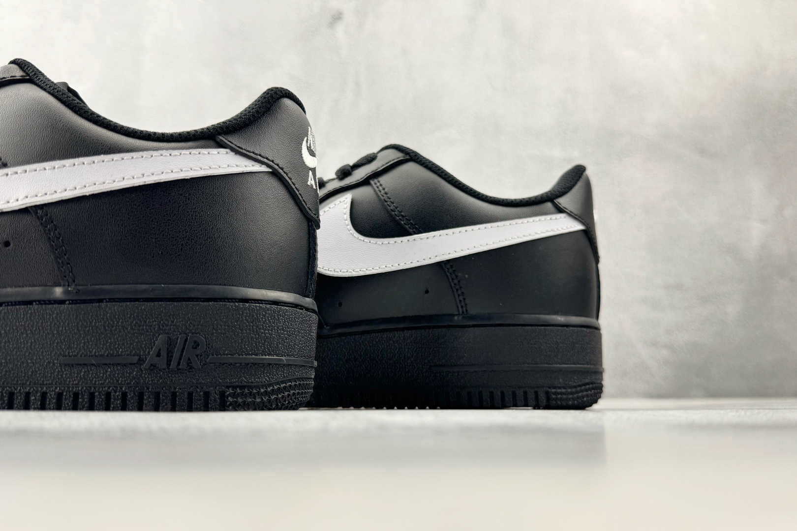 Nike Air Force 1 '07 黑白 FZ0627-010-Top High Quatity Cheap Sneakers Fashion Clothing Clothes Bags handbags Shoes of all Brand wholesale With The best Quality And Beautiful Price from China Factory Chinese suppliers wholesaler seller Nike Air Force 1 '07 黑白 FZ0627-010