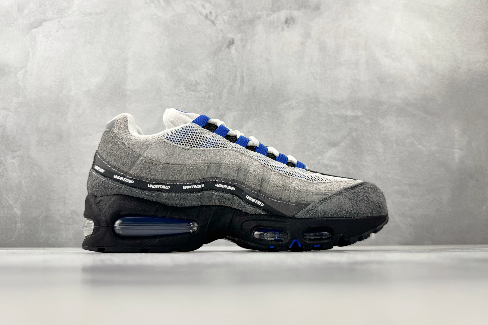 原厂特供 Nike × UNDEFEATED Air Max 95 SP灰色 IB4523-001-Top High Quatity Cheap Sneakers Fashion Clothing Clothes Bags handbags Shoes of all Brand wholesale With The best Quality And Beautiful Price from China Factory Chinese suppliers wholesaler seller 原厂特供 Nike × UNDEFEATED Air Max 95 SP灰色 IB4523-001