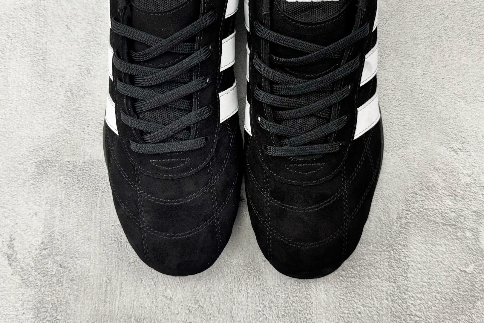 170 出口订单 adidas adipista trainers haussure ground pulse 黑色 KI1466-Chinese UA Cheap High Quatity Brand Clothes Bags handbags Sneakers wholesale wholesaler seller from China Factory suppliers Fashion Clothing Shoes best Quality Beautiful Price 170 出口订单 adidas adipista trainers haussure ground pulse 黑色 KI1466