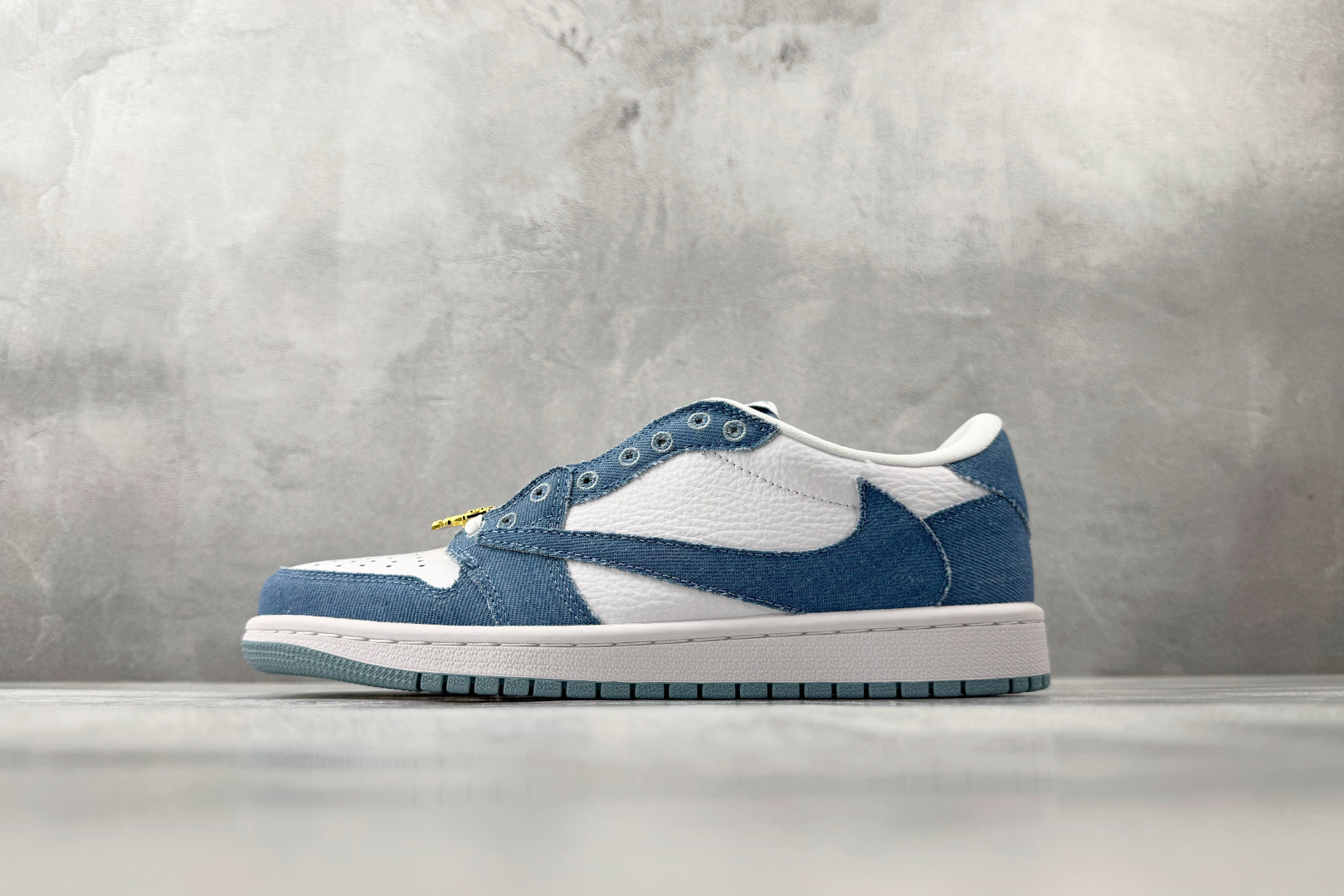 河源 Travis Scott x Jordan Air Jordan 1 牛仔蓝货号：IQ7604 1