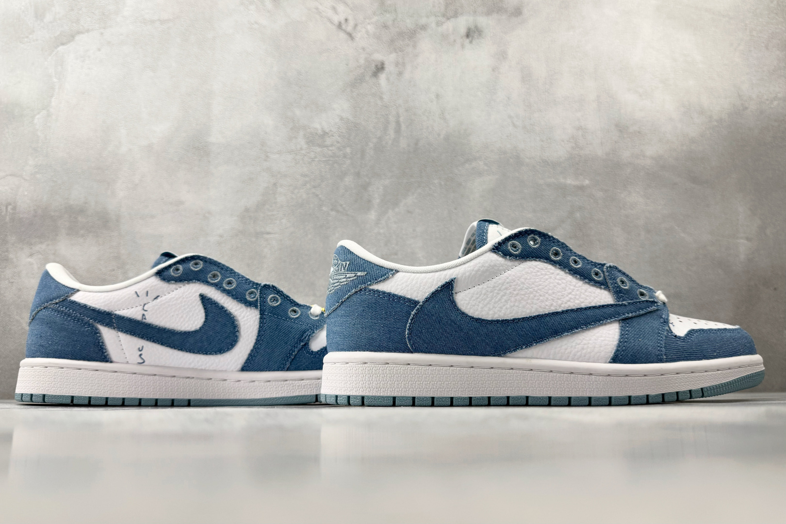 河源 Travis Scott x Jordan Air Jordan 1 牛仔蓝货号：IQ7604 1