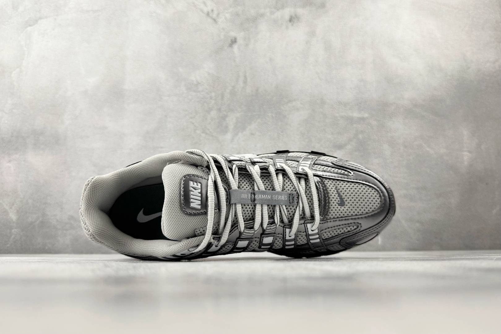 Nike P-6000 灰色 IO3496-001-Top High Quatity Cheap Sneakers Fashion Clothing Clothes Bags handbags Shoes of all Brand wholesale With The best Quality And Beautiful Price from China Factory Chinese suppliers wholesaler seller Nike P-6000 灰色 IO3496-001