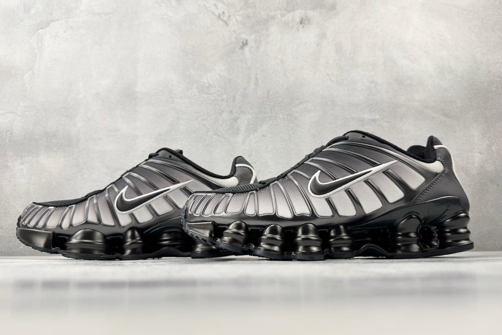 原版开发 Nike Shox TL系列 黑色货号：IH1336-002尺码：39 40 40.5 41 