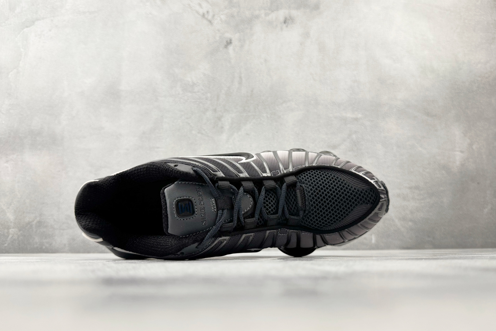 原版开发 Nike Shox TL系列 黑色货号：IH1336-002尺码：39 40 40.5 41 