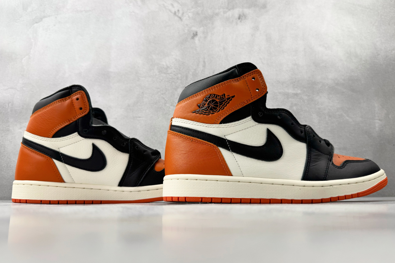 Jordan Air Jordan 1 Shattered Backboard扣碎 白黑橙 DZ5485-008