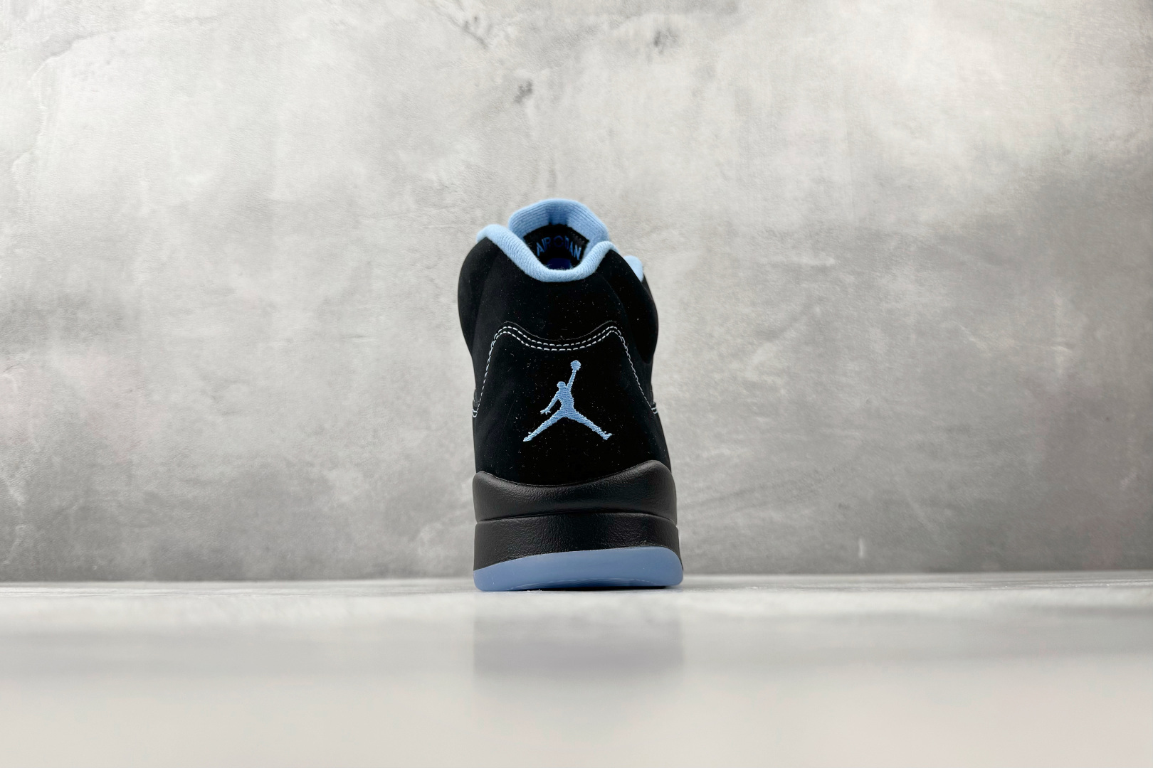 530 Jordan Air Jordan 5 黑色 DD0587-008-Chinese UA Cheap High Quatity Brand Clothes Bags handbags Sneakers wholesale wholesaler seller from China Factory suppliers Fashion Clothing Shoes best Quality Beautiful Price 530 Jordan Air Jordan 5 黑色 DD0587-008