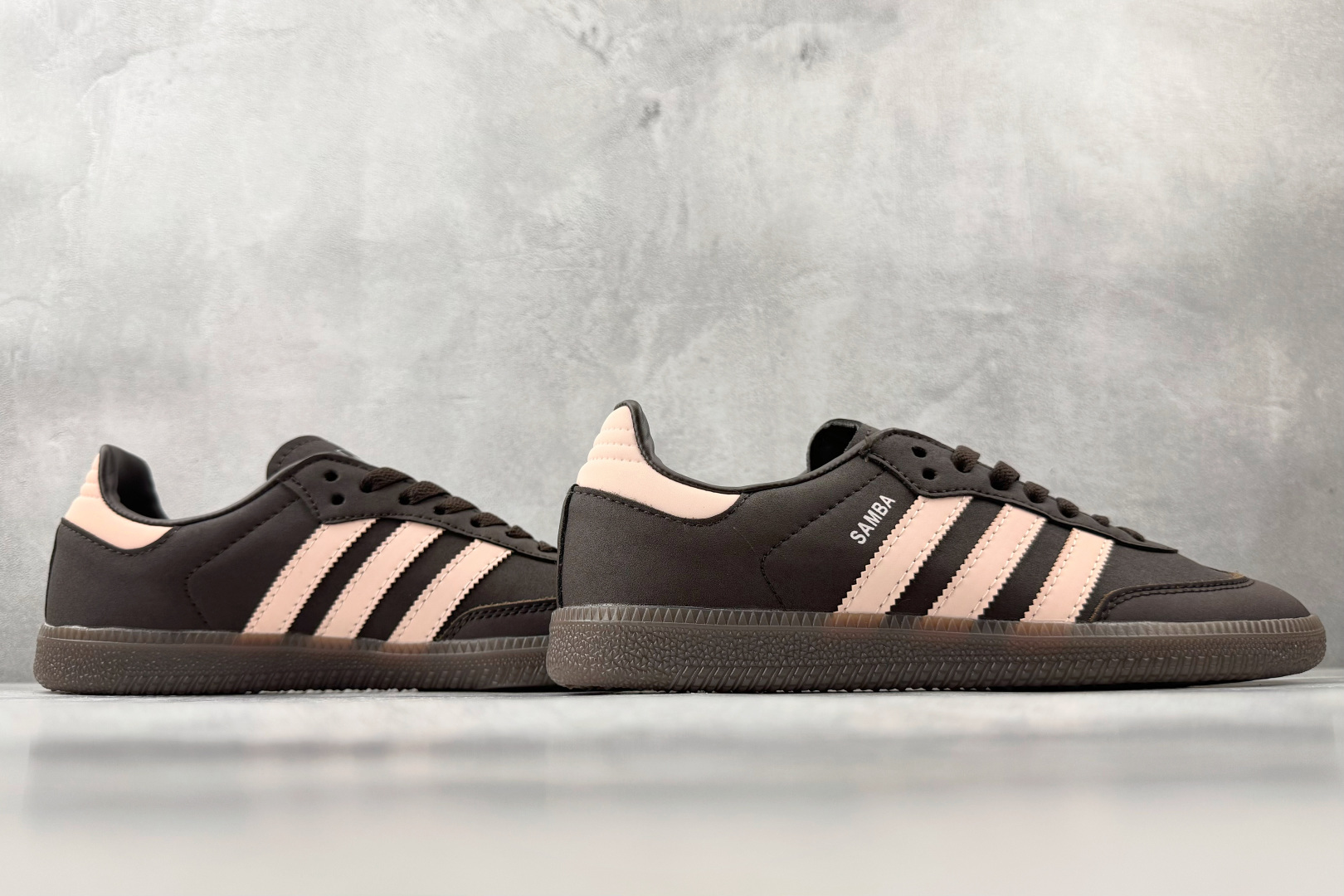 150 出口订单 adidas originals SAMBA 深棕色 IH9166-Chinese UA Cheap High Quatity Brand Clothes Bags handbags Sneakers wholesale wholesaler seller from China Factory suppliers Fashion Clothing Shoes best Quality Beautiful Price 150 出口订单 adidas originals SAMBA 深棕色 IH9166