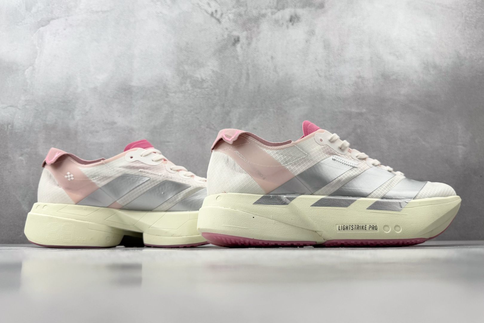 210 平台订单 adidas Adizero ADIOS PRO 浅米色 JQ4445