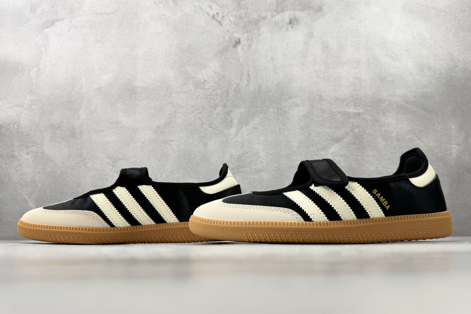 160 出口订单 adidas originals Samba Jane 黑白 IH9207