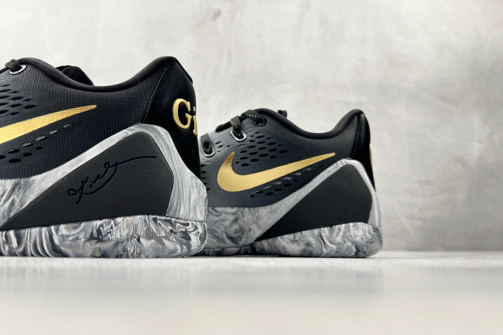 400 顶级完美复刻 Nike Kobe 9 Low Protro EM ”Mambacita”黑白色 FZ7333-002-Chinese UA Cheap High Quatity Brand Clothes Bags handbags Sneakers wholesale wholesaler seller from China Factory suppliers Fashion Clothing Shoes best Quality Beautiful Price 400 顶级完美复刻 Nike Kobe 9 Low Protro EM ”Mambacita”黑白色 FZ7333-002