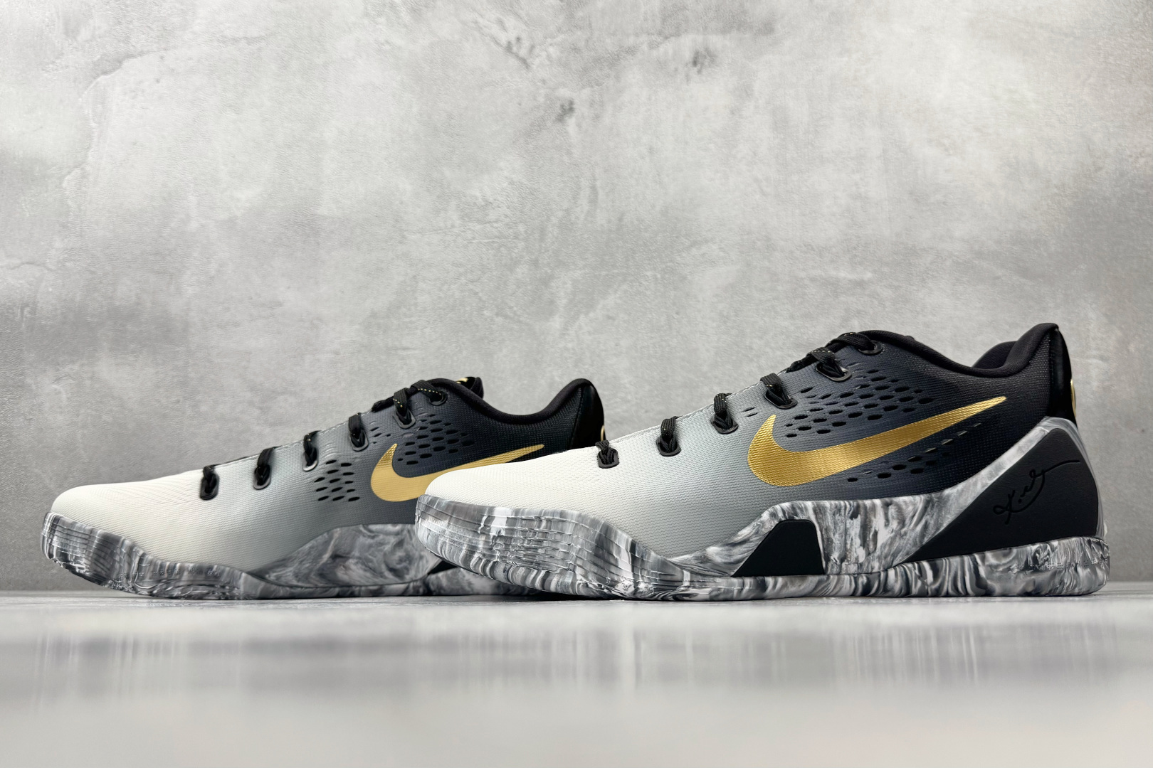 400 顶级完美复刻 Nike Kobe 9 Low Protro EM ”Mambacita”黑白色 FZ7333-002-Chinese UA Cheap High Quatity Brand Clothes Bags handbags Sneakers wholesale wholesaler seller from China Factory suppliers Fashion Clothing Shoes best Quality Beautiful Price 400 顶级完美复刻 Nike Kobe 9 Low Protro EM ”Mambacita”黑白色 FZ7333-002