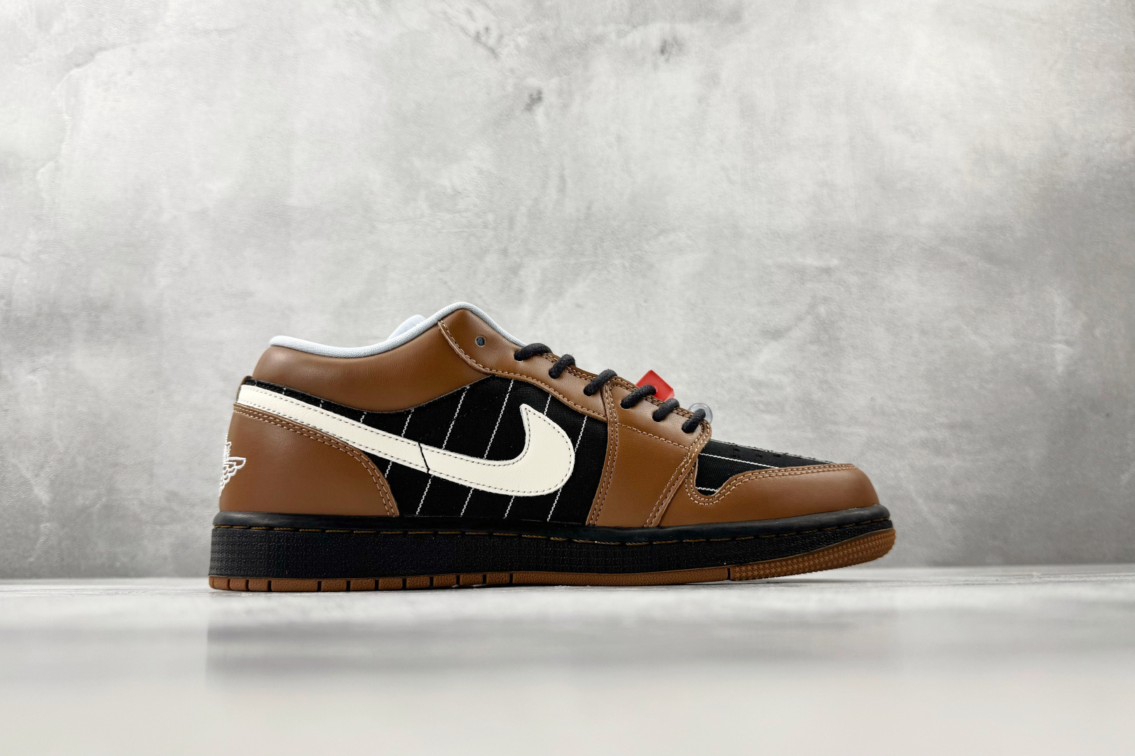 综合版 Jordan Air Jordan 1 SE ”Light British Tan”深棕 IR7560-010