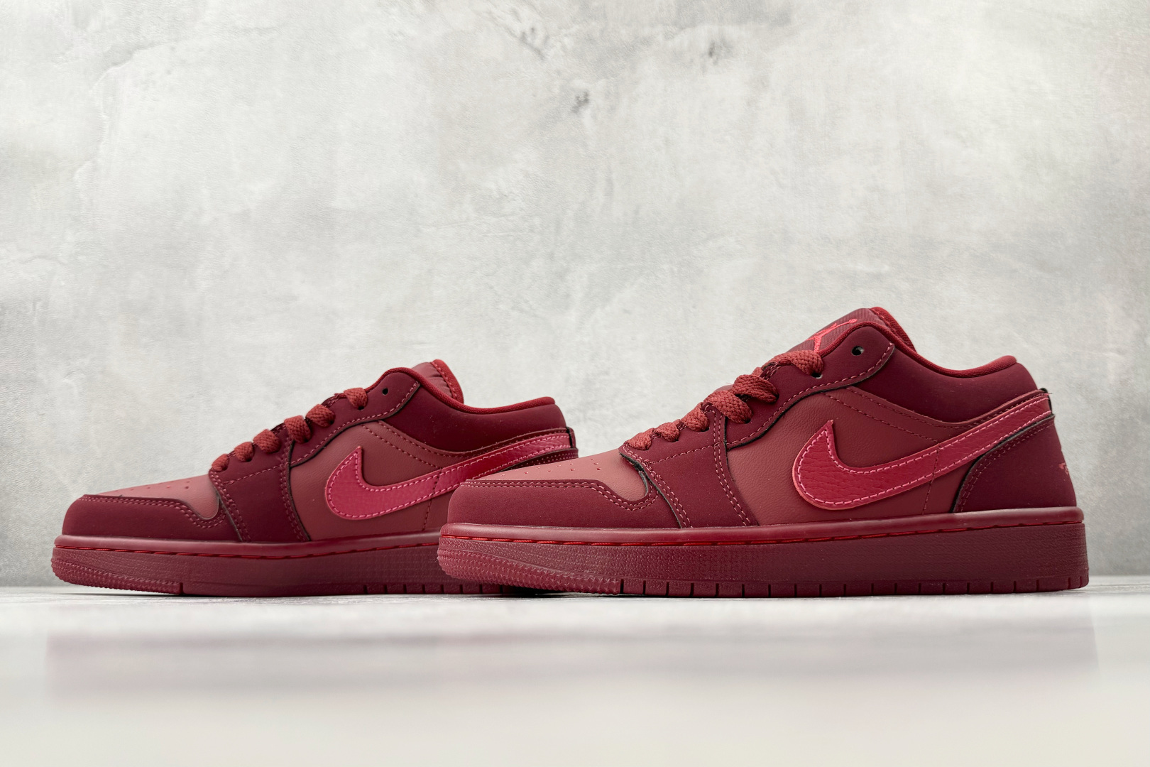 Jordan Air Jordan 1 SE Valentine's Day情人节限定 口红印花 红色 IB7012-600-High Quatity Cheap Brand wholesale wholesaler seller Clothes Bags handbags Sneakers Top Fashion Clothing Shoes from China Factory Chinese suppliers best Quality Beautiful Price Jordan Air Jordan 1 SE Valentine's Day情人节限定 口红印花 红色 IB7012-600
