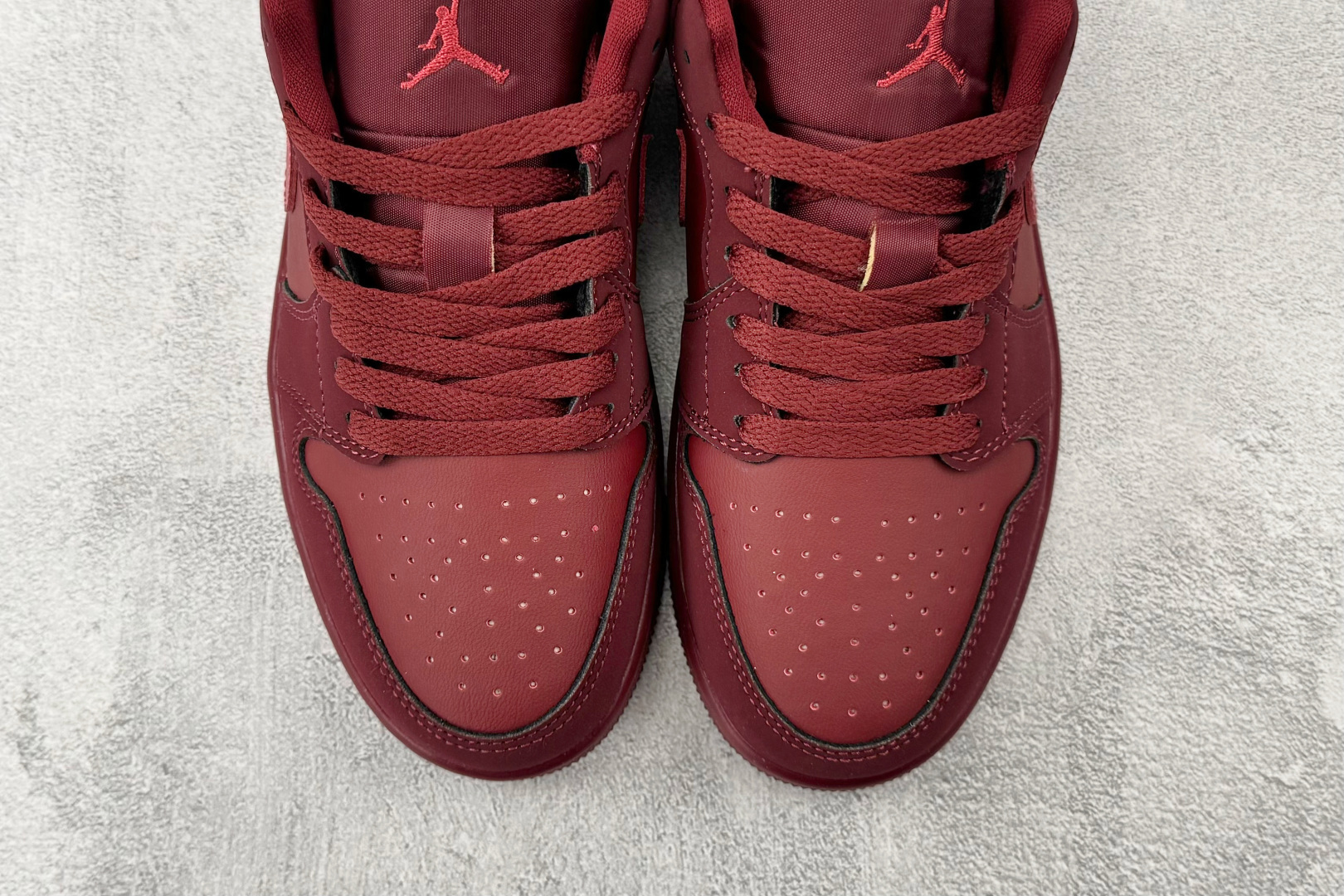 Jordan Air Jordan 1 SE Valentine's Day情人节限定 口红印花 红色 IB7012-600-High Quatity Cheap Brand wholesale wholesaler seller Clothes Bags handbags Sneakers Top Fashion Clothing Shoes from China Factory Chinese suppliers best Quality Beautiful Price Jordan Air Jordan 1 SE Valentine's Day情人节限定 口红印花 红色 IB7012-600