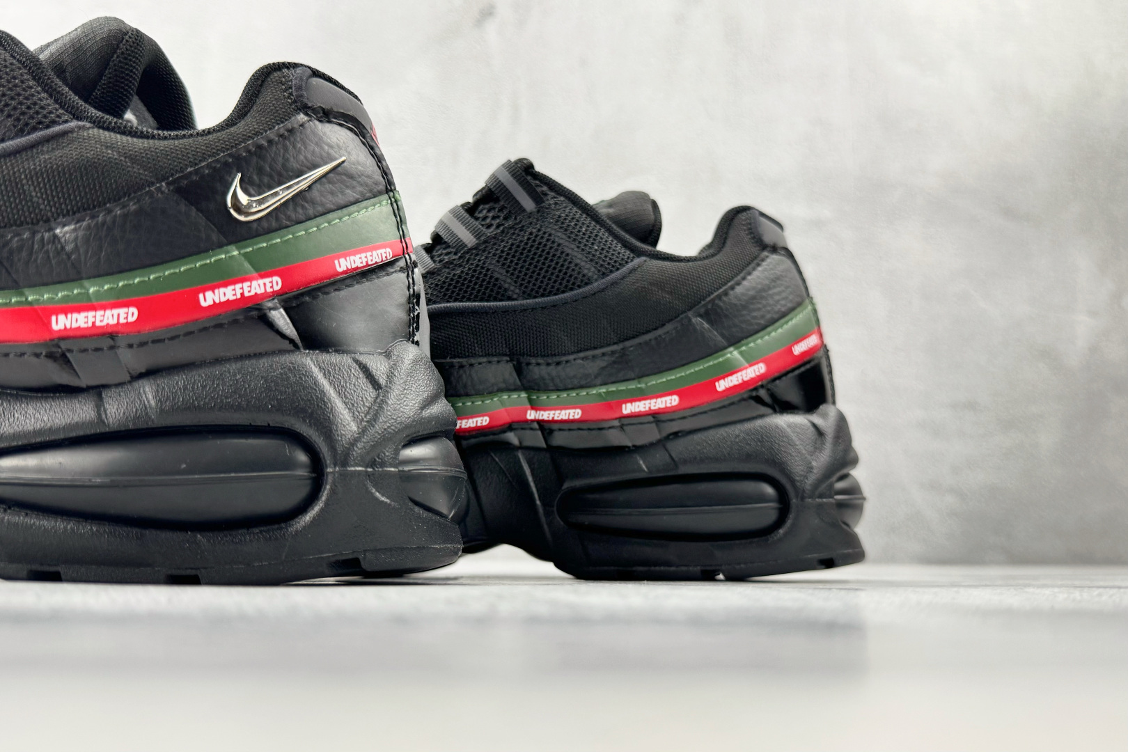 平台专供 UNDEFEATED x Nike Air Max 95 黑红 IB4453-001-Top High Quatity Cheap Sneakers Fashion Clothing Clothes Bags handbags Shoes of all Brand wholesale With The best Quality And Beautiful Price from China Factory Chinese suppliers wholesaler seller 平台专供 UNDEFEATED x Nike Air Max 95 黑红 IB4453-001