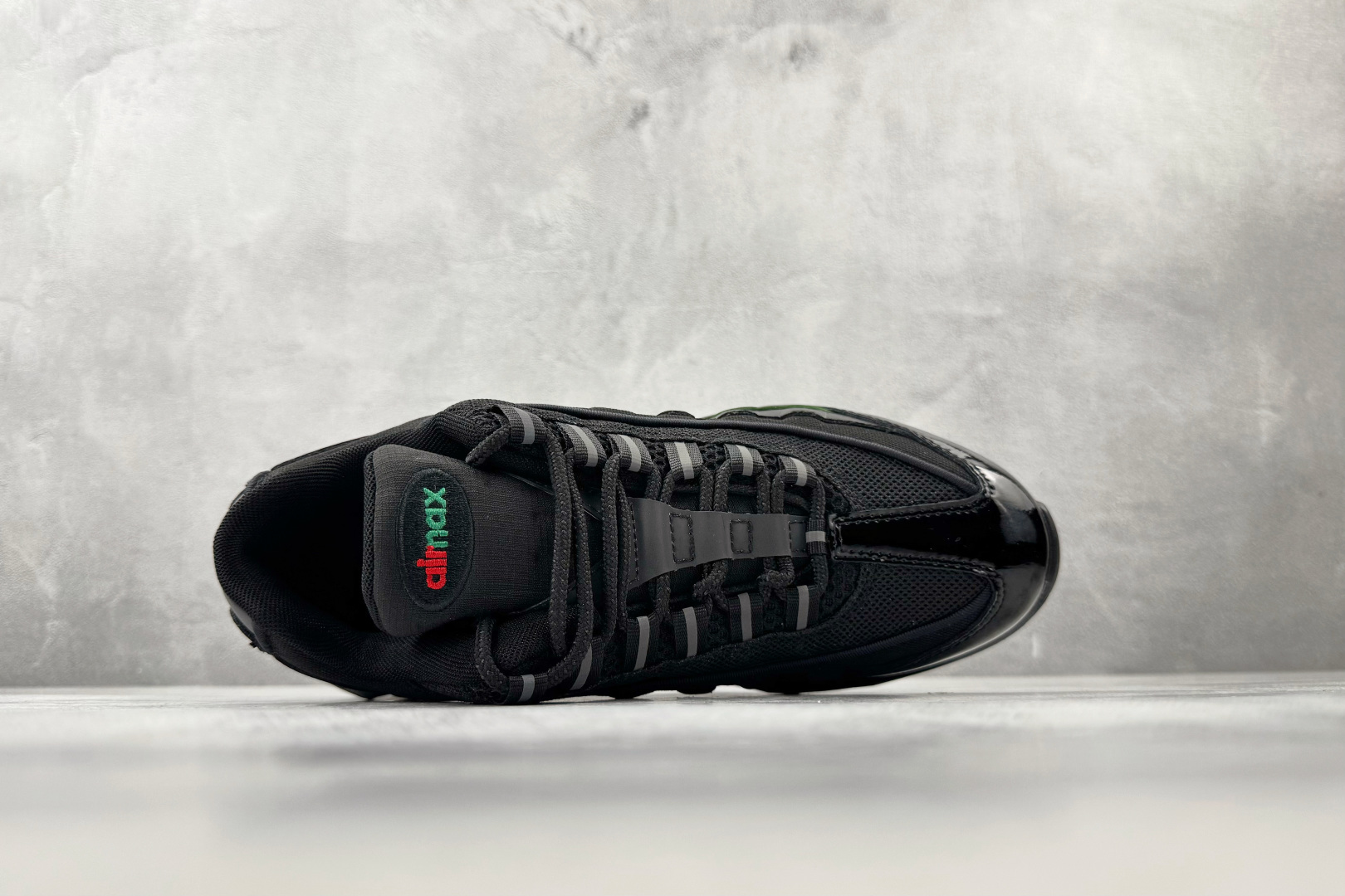 平台专供 UNDEFEATED x Nike Air Max 95 黑红 IB4453-001-Top High Quatity Cheap Sneakers Fashion Clothing Clothes Bags handbags Shoes of all Brand wholesale With The best Quality And Beautiful Price from China Factory Chinese suppliers wholesaler seller 平台专供 UNDEFEATED x Nike Air Max 95 黑红 IB4453-001