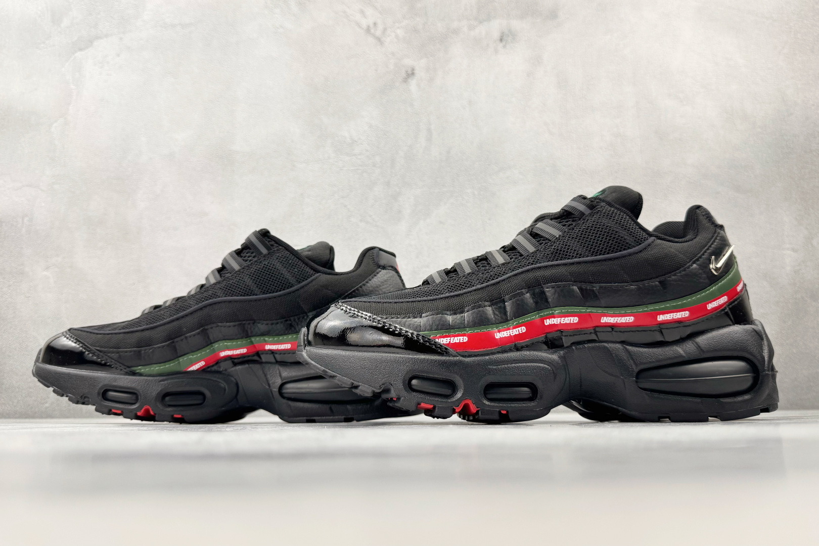 平台专供 UNDEFEATED x Nike Air Max 95 黑红 IB4453-001-Top High Quatity Cheap Sneakers Fashion Clothing Clothes Bags handbags Shoes of all Brand wholesale With The best Quality And Beautiful Price from China Factory Chinese suppliers wholesaler seller 平台专供 UNDEFEATED x Nike Air Max 95 黑红 IB4453-001