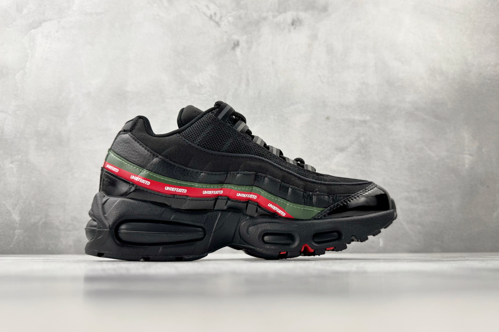 平台专供 UNDEFEATED x Nike Air Max 95 黑红 IB4453-001-Top High Quatity Cheap Sneakers Fashion Clothing Clothes Bags handbags Shoes of all Brand wholesale With The best Quality And Beautiful Price from China Factory Chinese suppliers wholesaler seller 平台专供 UNDEFEATED x Nike Air Max 95 黑红 IB4453-001