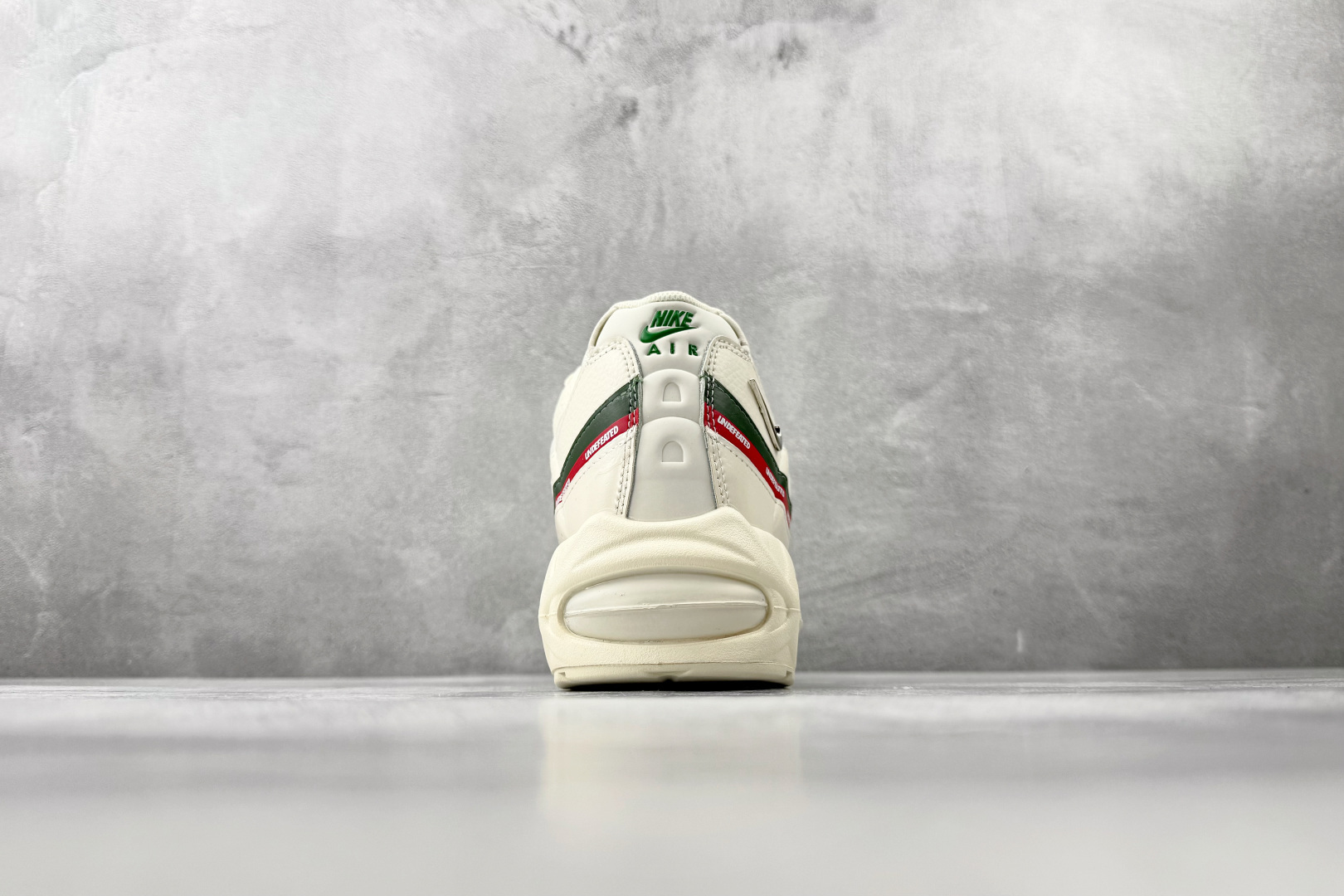 平台专供 UNDEFEATED x Nike Air Max 95 Big Bubble 米白 IB4453-100-Top High Quatity Cheap Sneakers Fashion Clothing Clothes Bags handbags Shoes of all Brand wholesale With The best Quality And Beautiful Price from China Factory Chinese suppliers wholesaler seller 平台专供 UNDEFEATED x Nike Air Max 95 Big Bubble 米白 IB4453-100