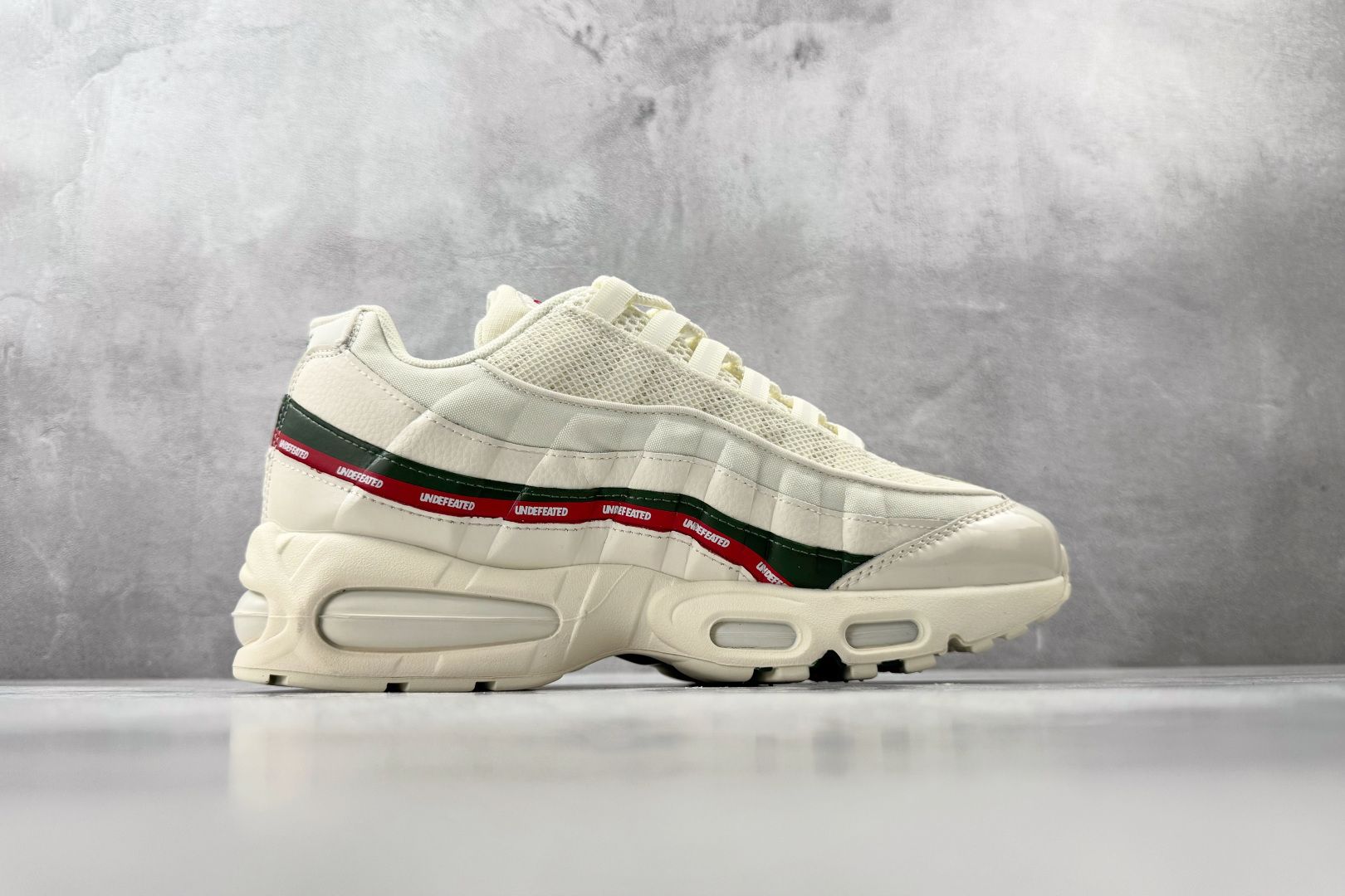 平台专供 UNDEFEATED x Nike Air Max 95 Big Bubble 米白 IB4453-100-Top High Quatity Cheap Sneakers Fashion Clothing Clothes Bags handbags Shoes of all Brand wholesale With The best Quality And Beautiful Price from China Factory Chinese suppliers wholesaler seller 平台专供 UNDEFEATED x Nike Air Max 95 Big Bubble 米白 IB4453-100