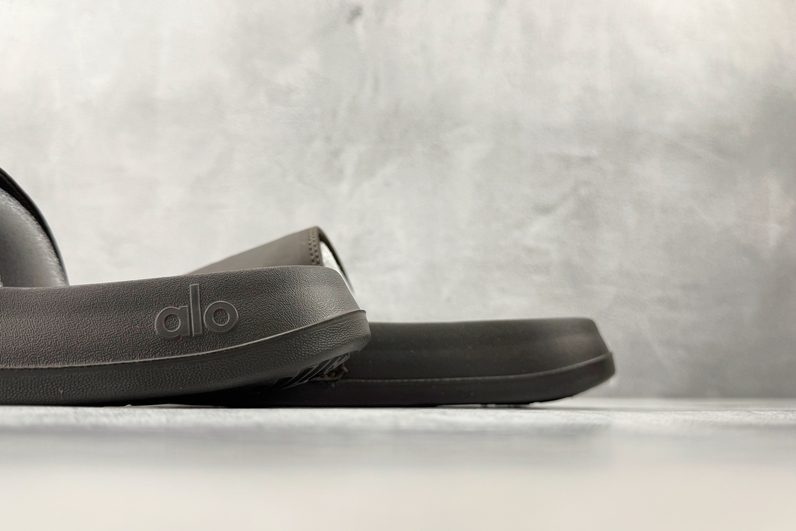 130 alo yoga Unisex it Slide 咖啡 58016842-Chinese UA Cheap High Quatity Brand Clothes Bags handbags Sneakers wholesale wholesaler seller from China Factory suppliers Fashion Clothing Shoes best Quality Beautiful Price 130 alo yoga Unisex it Slide 咖啡 58016842