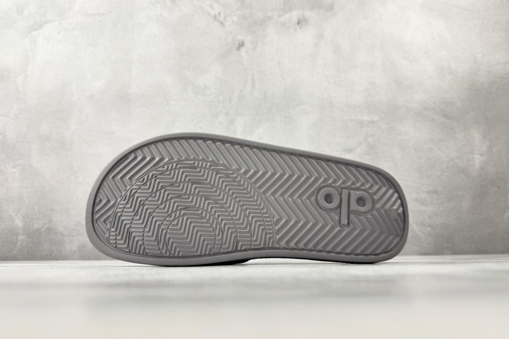 130 alo yoga Unisex it Slide 灰色 58016844