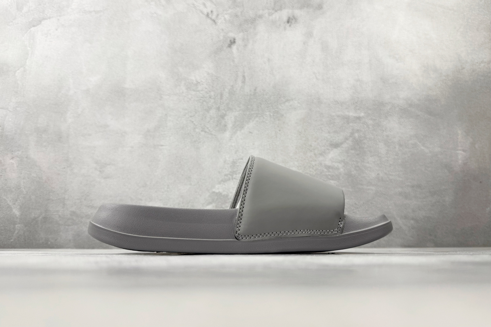 130 alo yoga Unisex it Slide 灰色 58016844