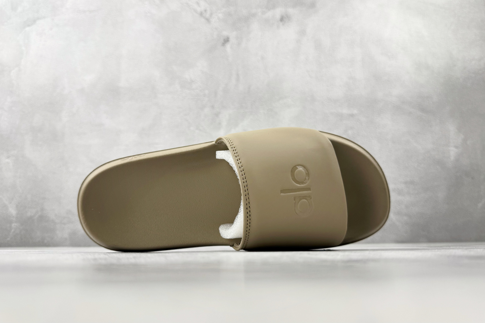 130 alo yoga Unisex it Slide 卡其 58016846