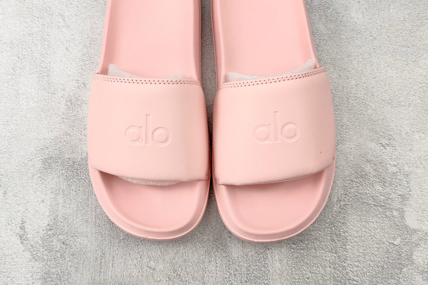 130 alo yoga Unisex it Slide 粉色 58016845 尺码36 36.5 37 38.5 39 40 40.5 41 42 42.5 43 44 44.5 45 46 编码23-Chinese UA Cheap High Quatity Brand Clothes Bags handbags Sneakers wholesale wholesaler seller from China Factory suppliers Fashion Clothing Shoes best Quality Beautiful Price 130 alo yoga Unisex it Slide 粉色 58016845 尺码36 36.5 37 38.5 39 40 40.5 41 42 42.5 43 44 44.5 45 46 编码23