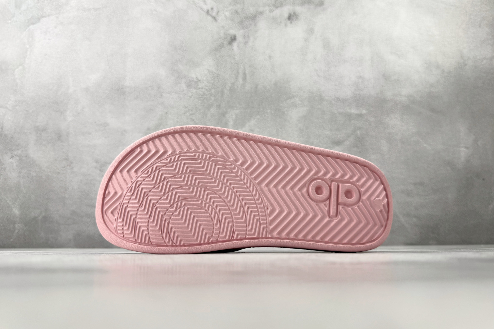 130 alo yoga Unisex it Slide 粉色 58016845 尺码36 36.5 37 38.5 39 40 40.5 41 42 42.5 43 44 44.5 45 46 编码23-Chinese UA Cheap High Quatity Brand Clothes Bags handbags Sneakers wholesale wholesaler seller from China Factory suppliers Fashion Clothing Shoes best Quality Beautiful Price 130 alo yoga Unisex it Slide 粉色 58016845 尺码36 36.5 37 38.5 39 40 40.5 41 42 42.5 43 44 44.5 45 46 编码23