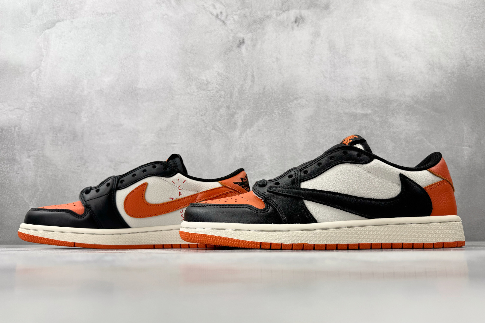 河源 Travis Scott x Jordan Air Jordan 1 黑橙货号：CZ0790 00