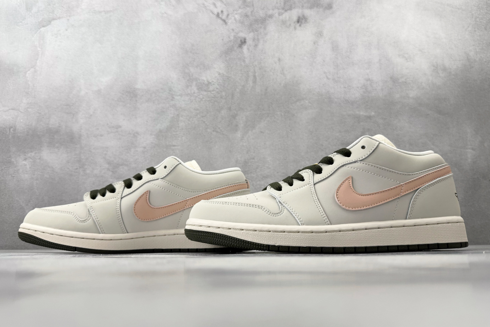 综合版 Jordan Air Jordan 1 LOW 帆白粉橙 DC0774-111-Top High Quatity Cheap Sneakers Fashion Clothing Clothes Bags handbags Shoes of all Brand wholesale With The best Quality And Beautiful Price from China Factory Chinese suppliers wholesaler seller 综合版 Jordan Air Jordan 1 LOW 帆白粉橙 DC0774-111