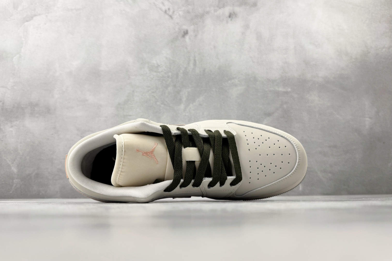 综合版 Jordan Air Jordan 1 LOW 帆白粉橙 DC0774-111-Top High Quatity Cheap Sneakers Fashion Clothing Clothes Bags handbags Shoes of all Brand wholesale With The best Quality And Beautiful Price from China Factory Chinese suppliers wholesaler seller 综合版 Jordan Air Jordan 1 LOW 帆白粉橙 DC0774-111