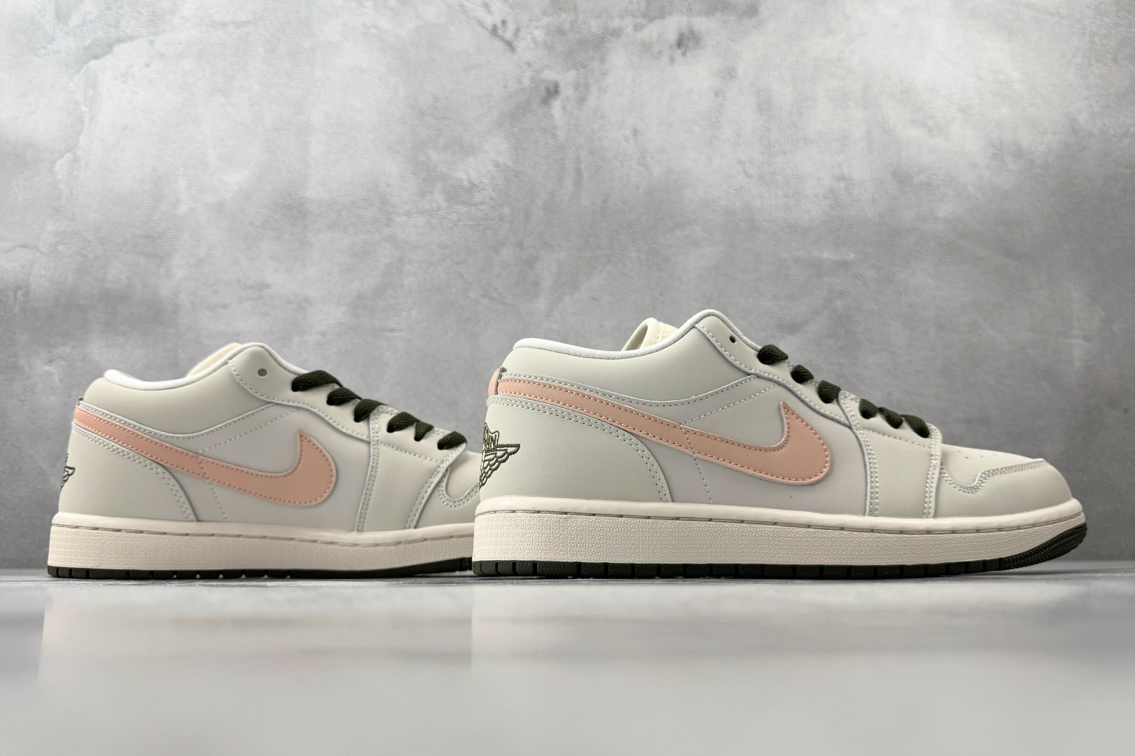 综合版 Jordan Air Jordan 1 LOW 帆白粉橙 DC0774-111-Top High Quatity Cheap Sneakers Fashion Clothing Clothes Bags handbags Shoes of all Brand wholesale With The best Quality And Beautiful Price from China Factory Chinese suppliers wholesaler seller 综合版 Jordan Air Jordan 1 LOW 帆白粉橙 DC0774-111