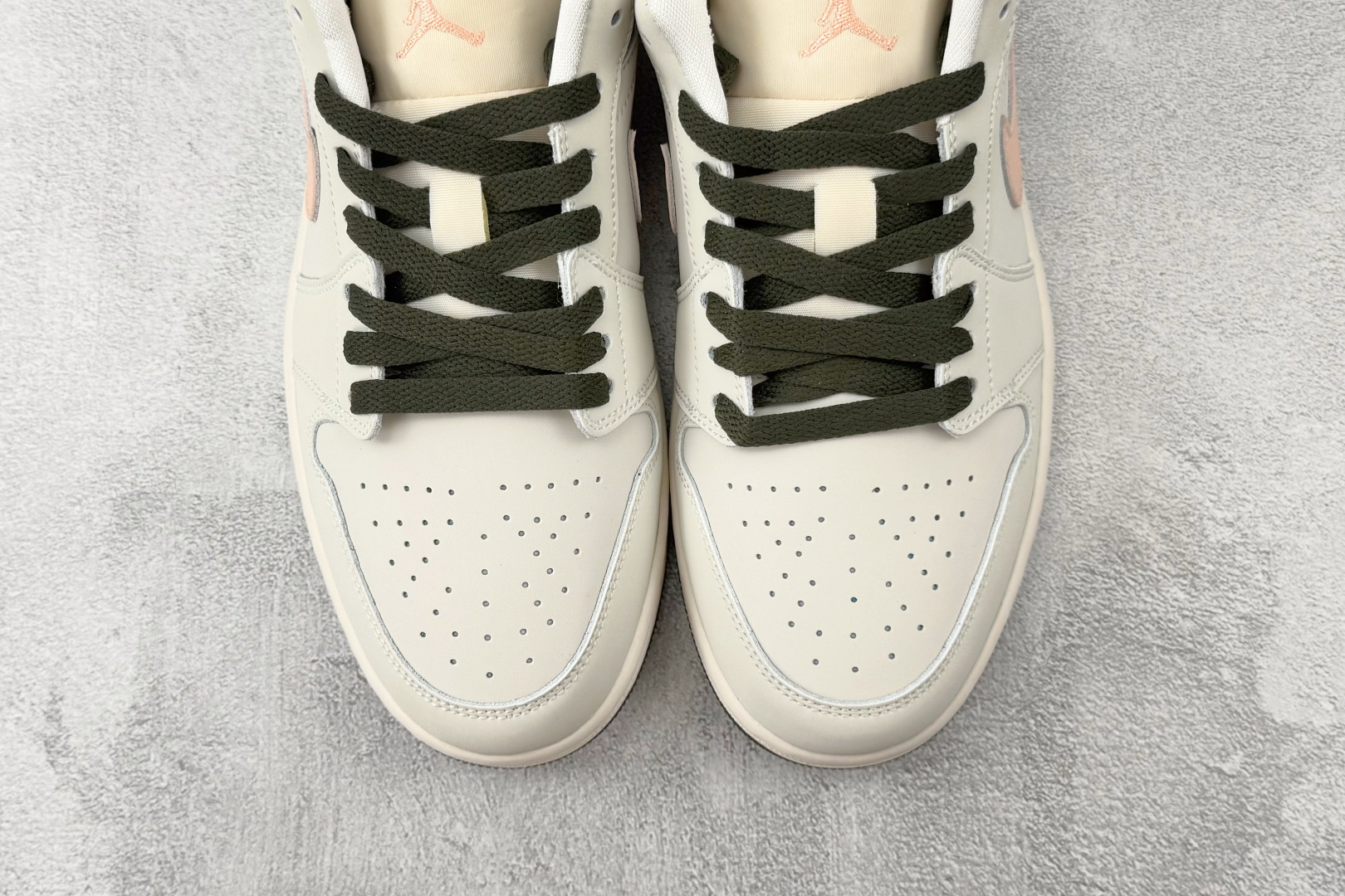综合版 Jordan Air Jordan 1 LOW 帆白粉橙 DC0774-111-Top High Quatity Cheap Sneakers Fashion Clothing Clothes Bags handbags Shoes of all Brand wholesale With The best Quality And Beautiful Price from China Factory Chinese suppliers wholesaler seller 综合版 Jordan Air Jordan 1 LOW 帆白粉橙 DC0774-111